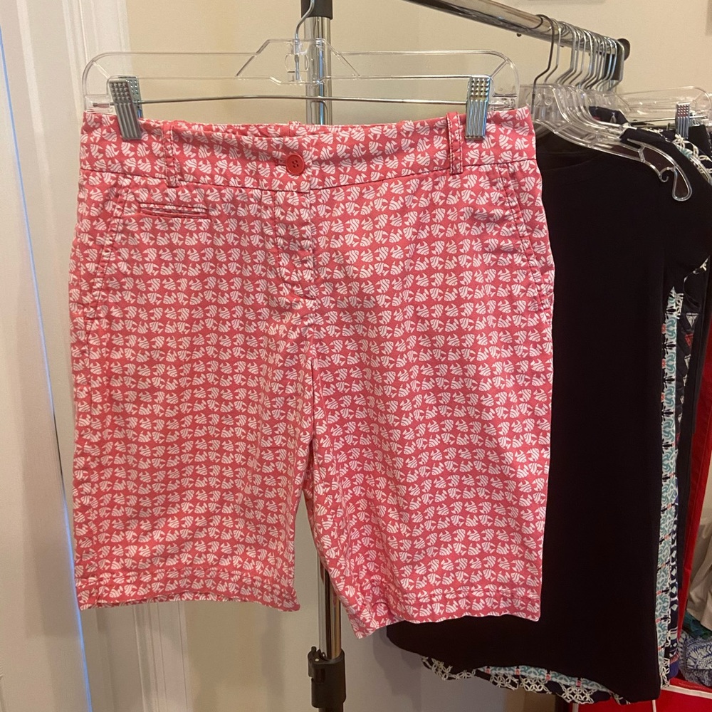 💐The beach needs to see these pink fish shorts 4P